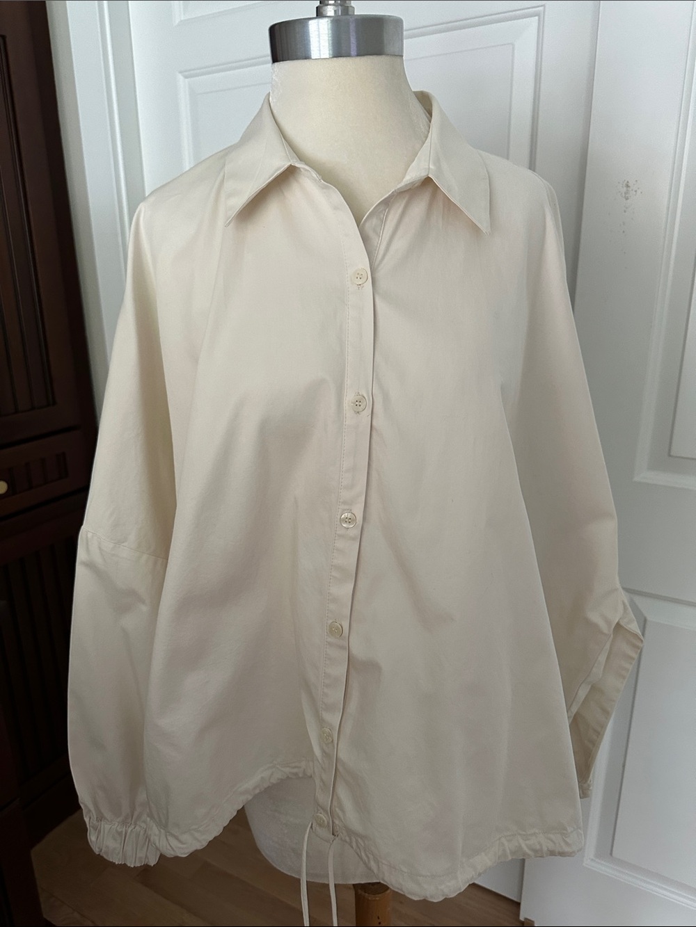 Zara Cream Lightweight Button Front Coat, Size S-M